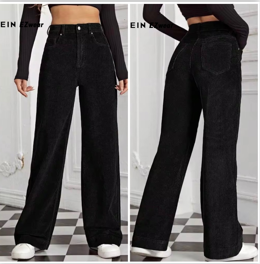 Pantalon en velours côtelé coupe large