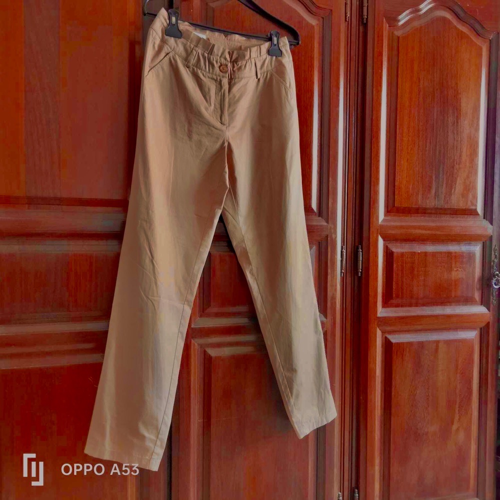 pantalon MADELEINE NEUF❤️‍🩹profitez de la remise dabchy