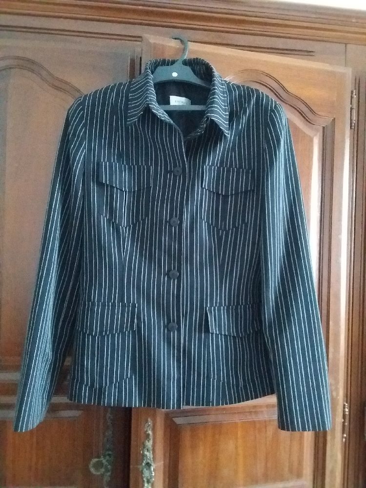 Veste légère MOTIVI