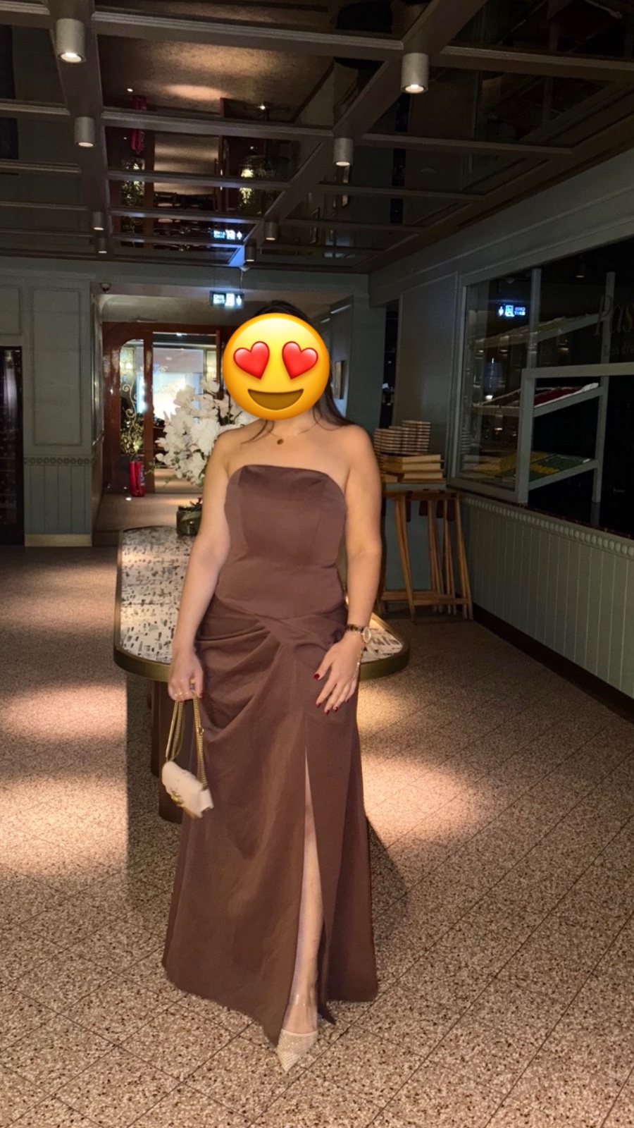 Robe maron 