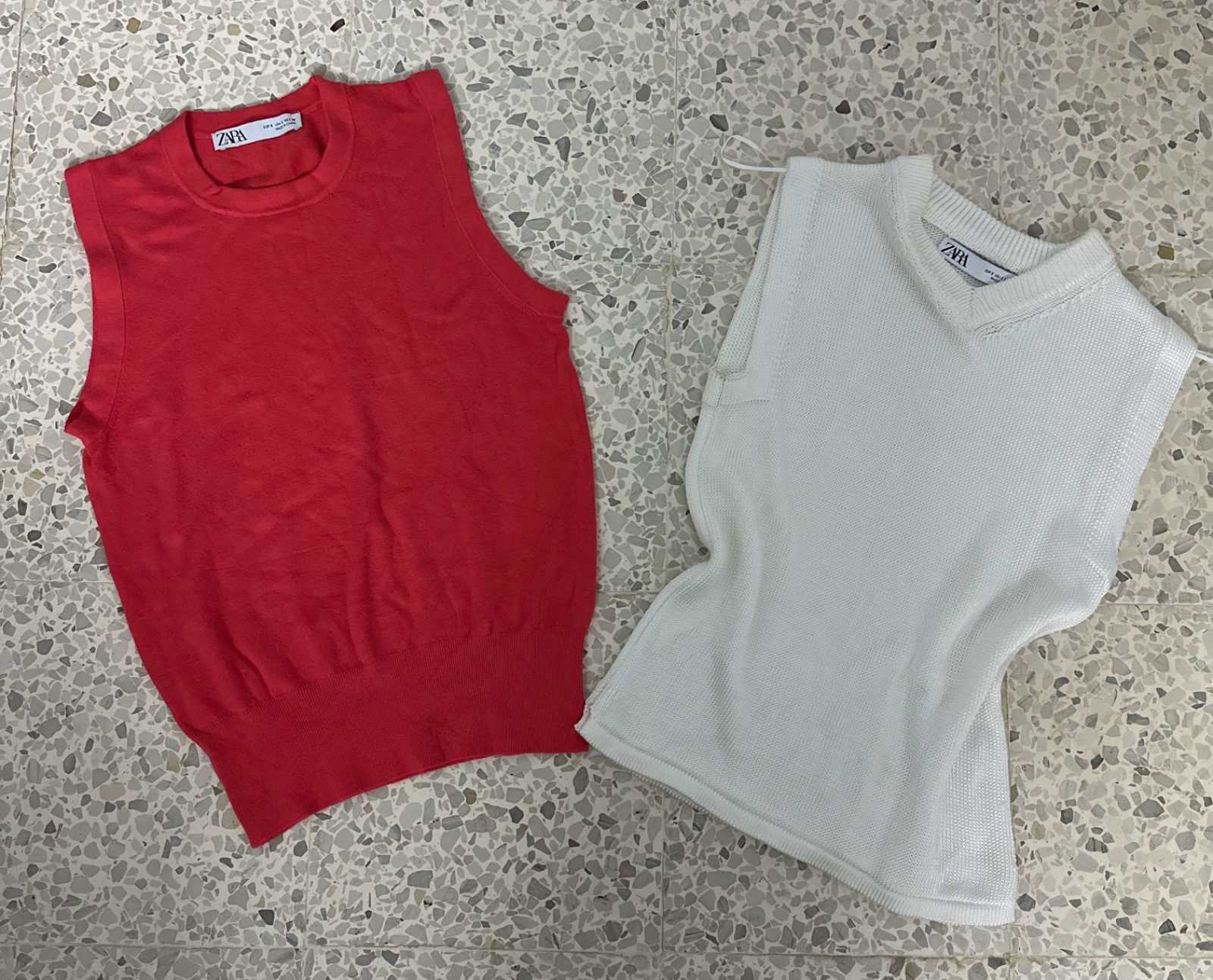 Lot 2 debardeurs zara