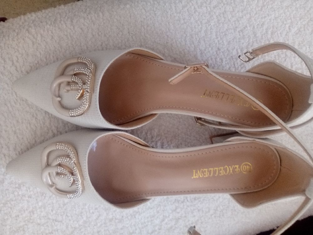 Sandel mariage