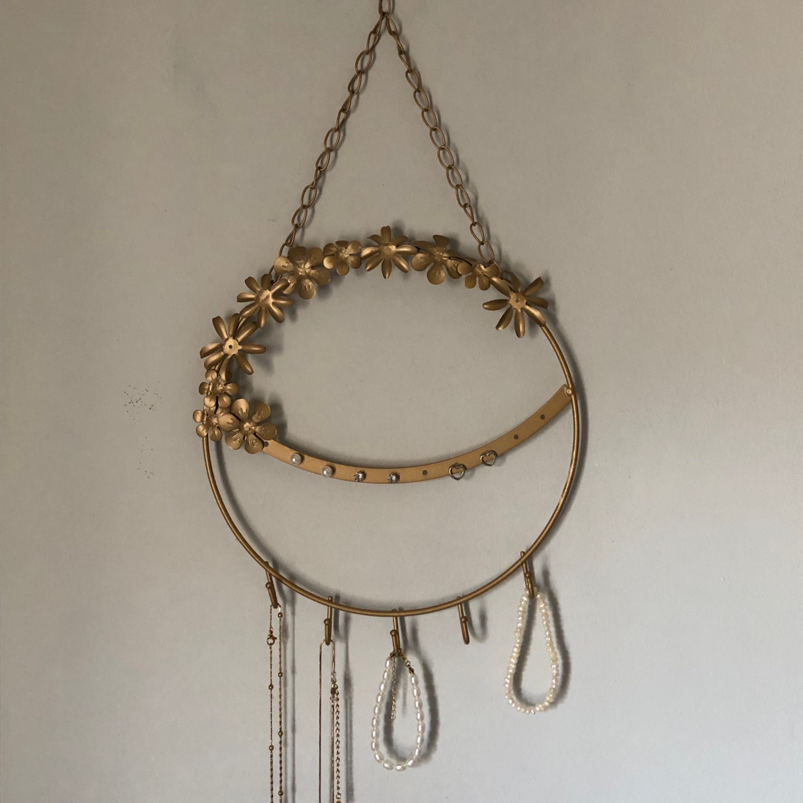 Porte bijoux mural
