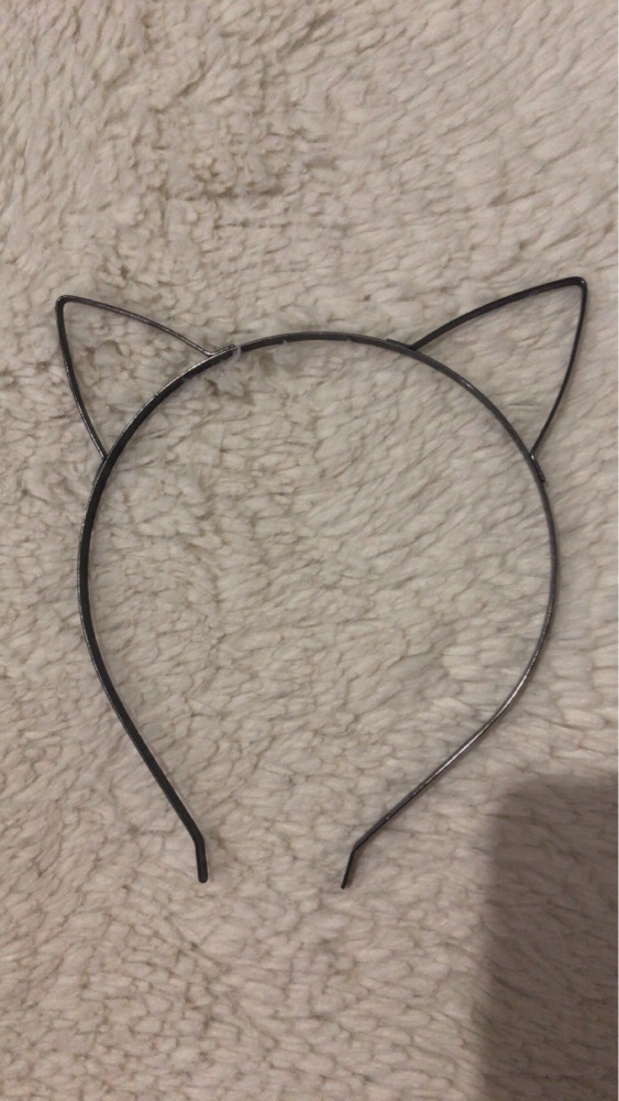serre tête chat