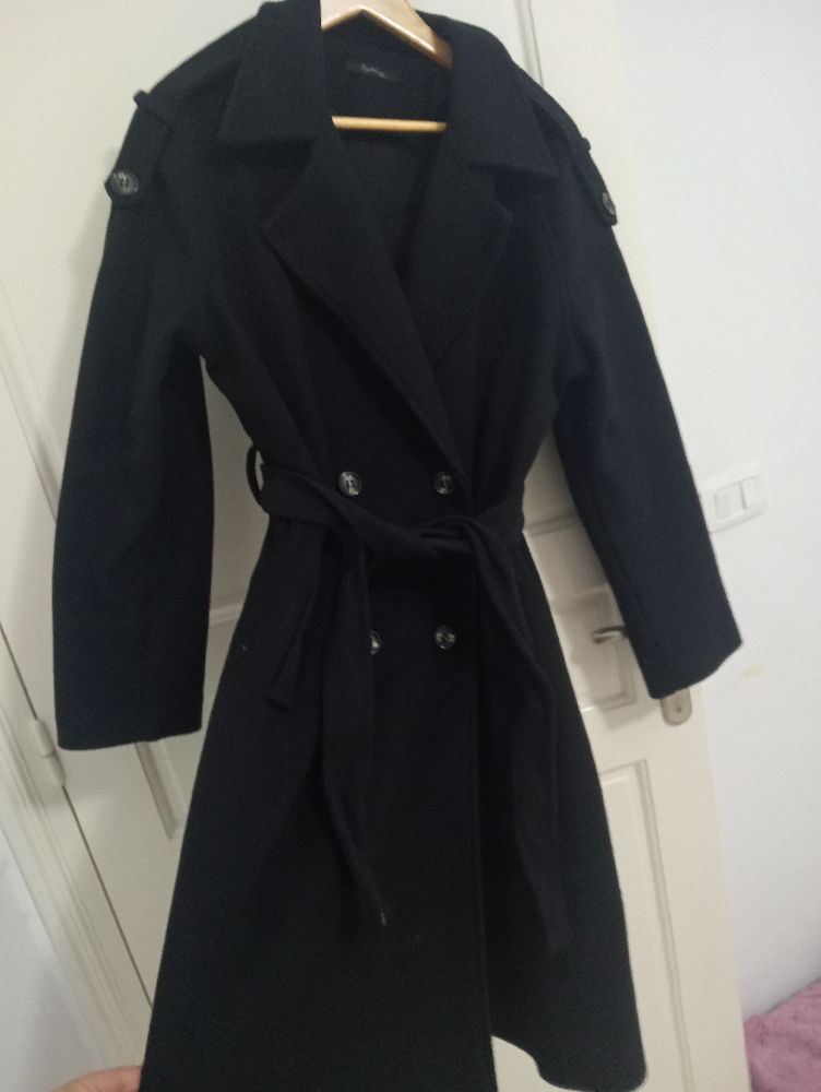 Manteau noir style trench 