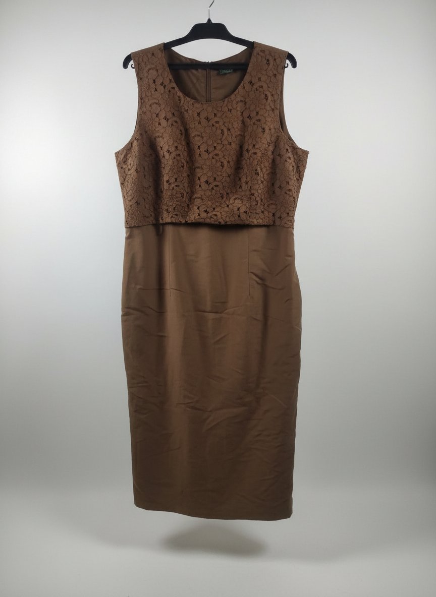 Robe sans manches très élégante 