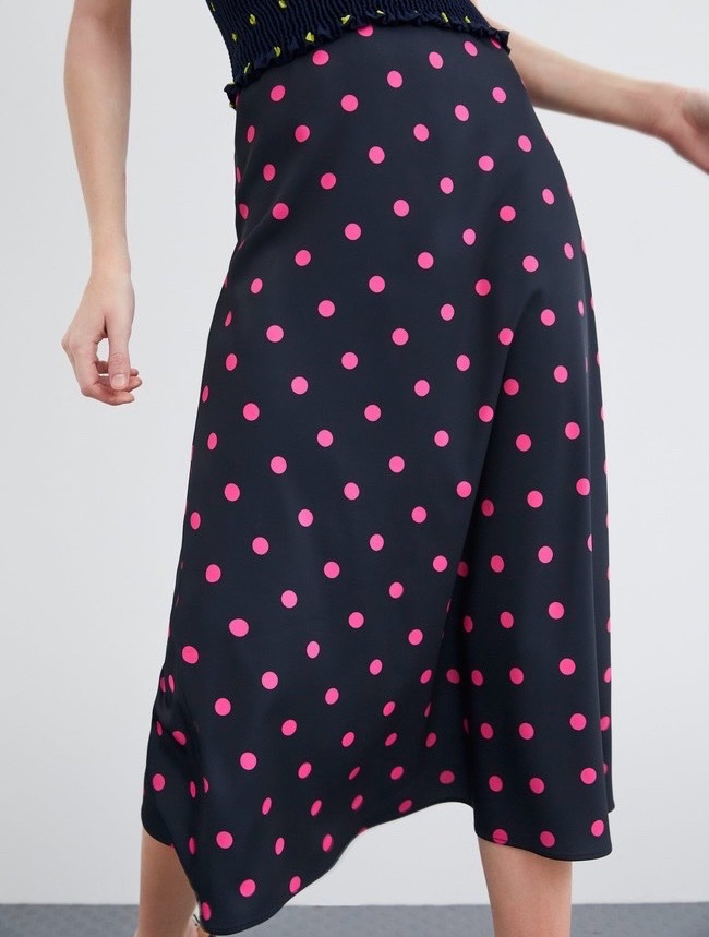 Jupe polka dot zara avec un crop top zara cadeau 