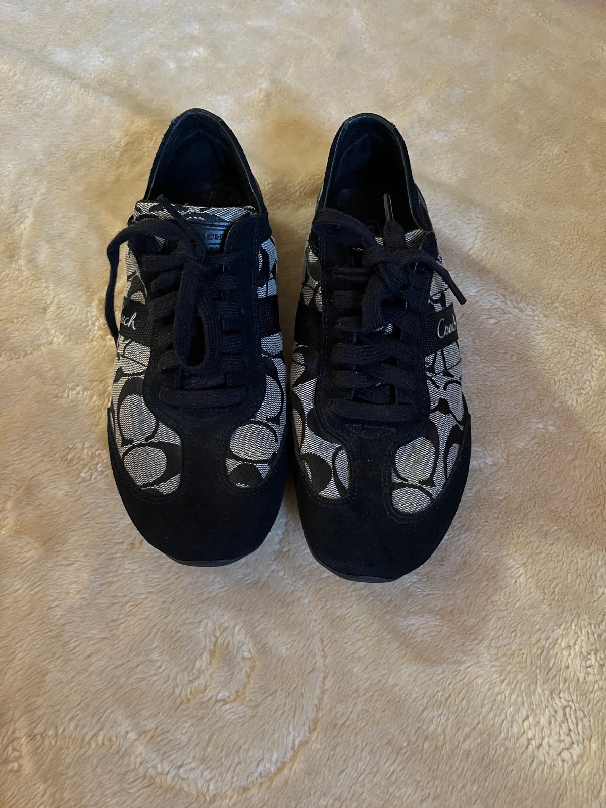 Vintage Coach Signature Baylee sneakers