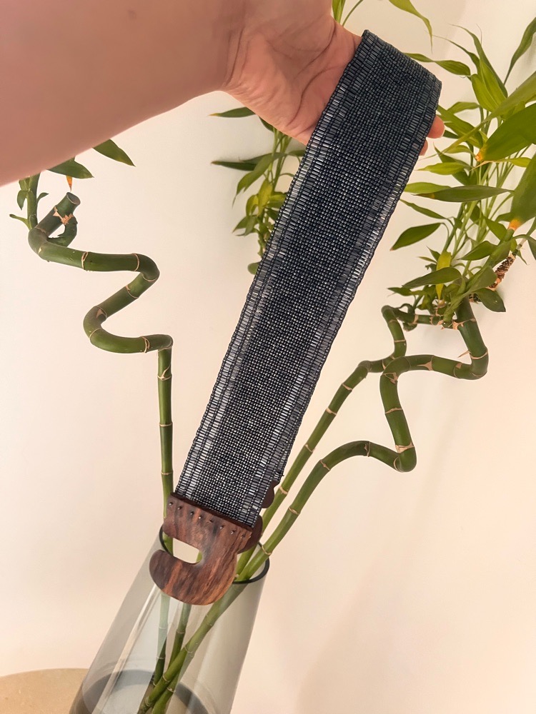 CEINTURE ÉLASTIQUE À PERLES NOIRE
