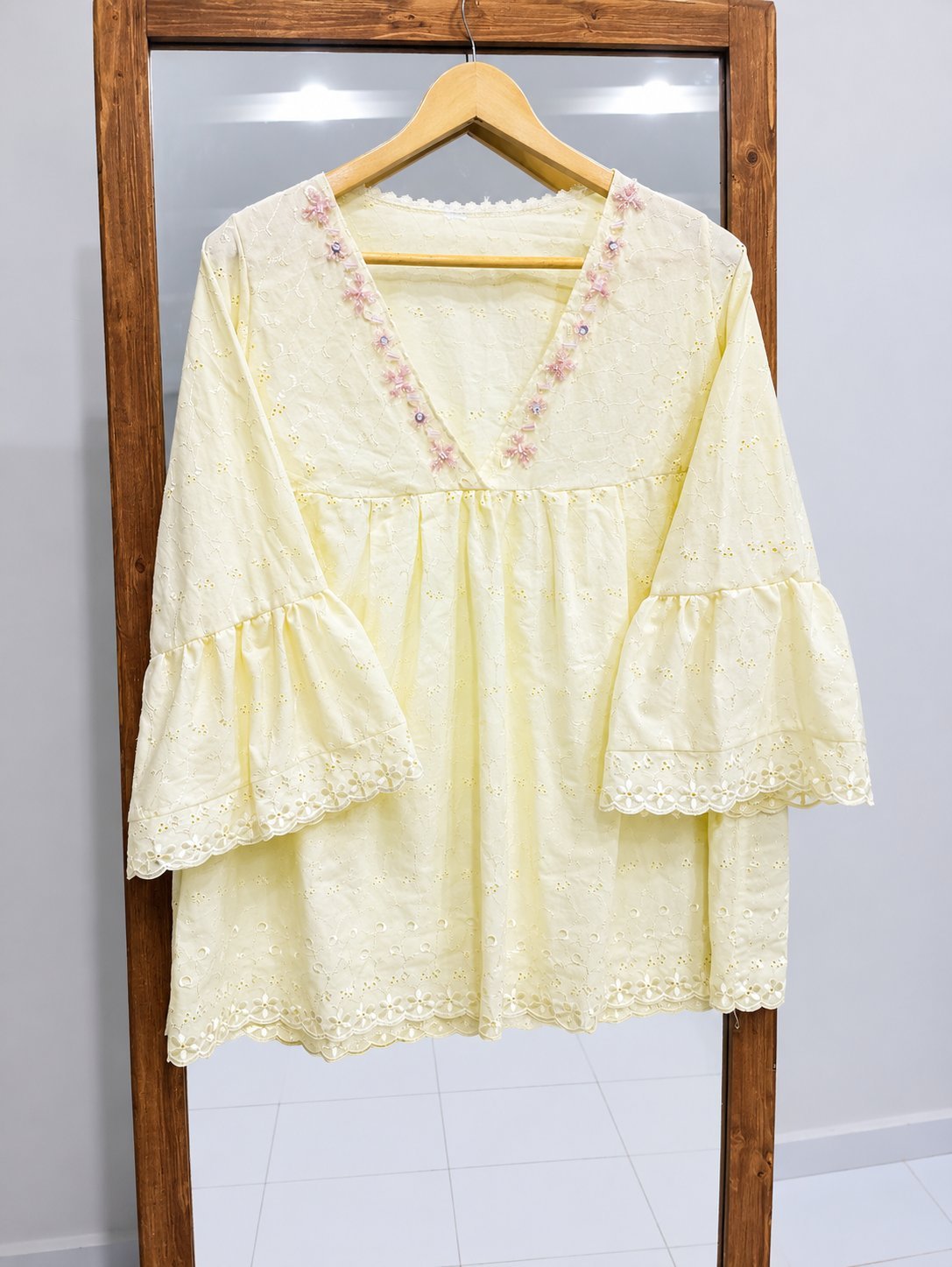 Une belle chemise broderie anglaise 