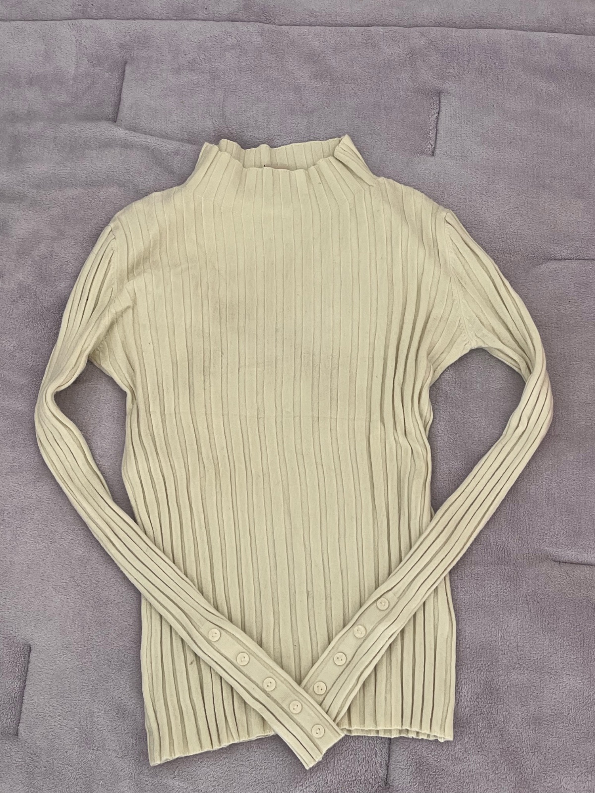 Pull colle montant💛