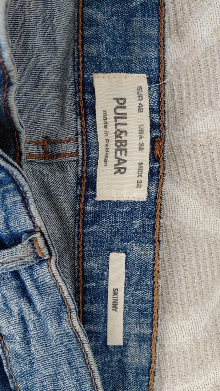 Jeans pull and bear
