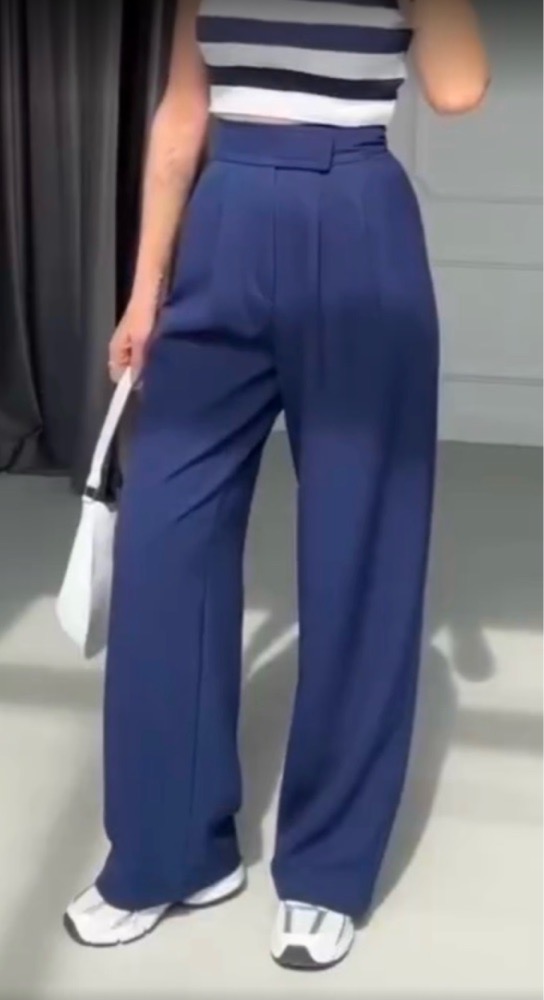 Pantalon bleu foncé