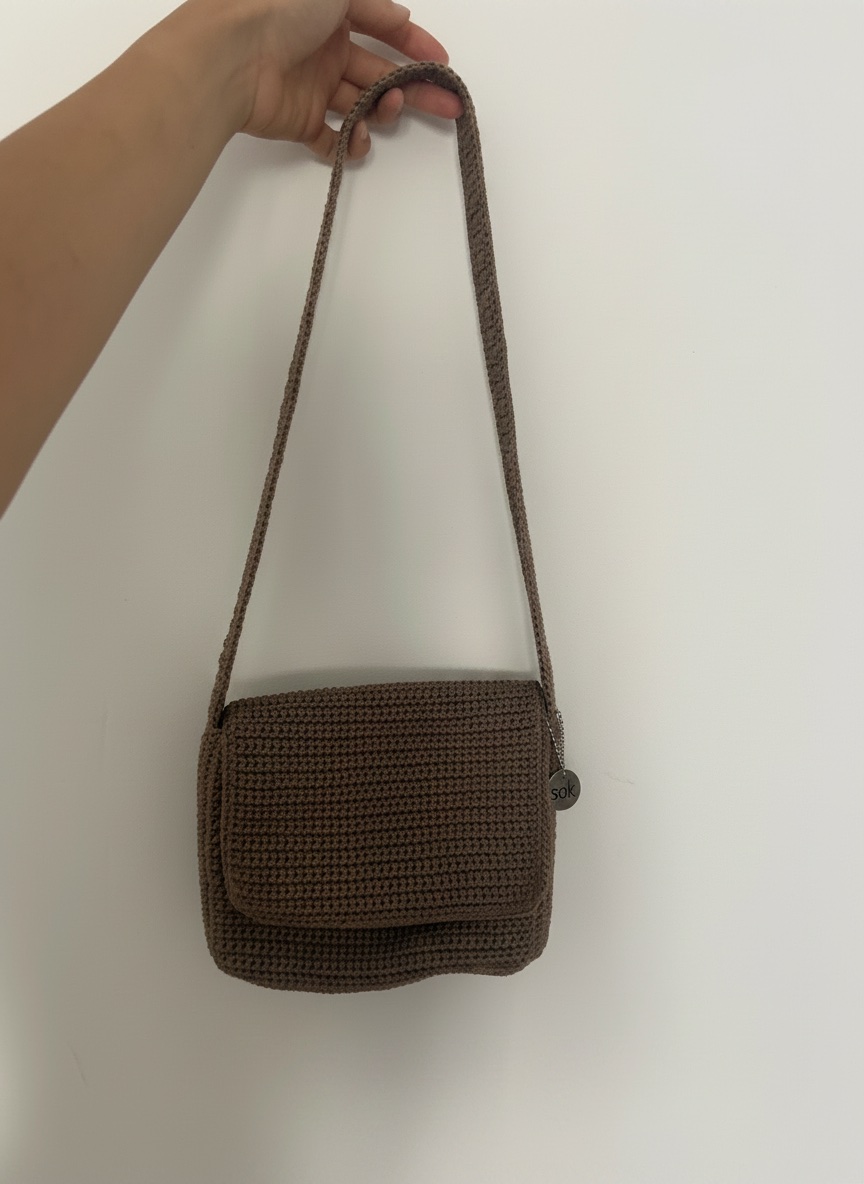 Sac d'été très tendance en très bon état. Aucun défaut.