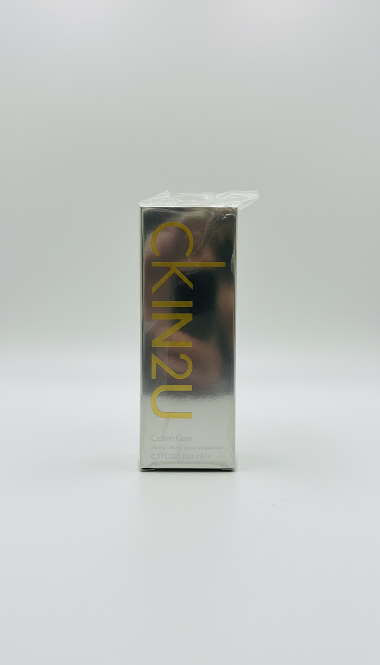 Parfum CkIN2U 100 ml jamais utilisée 
