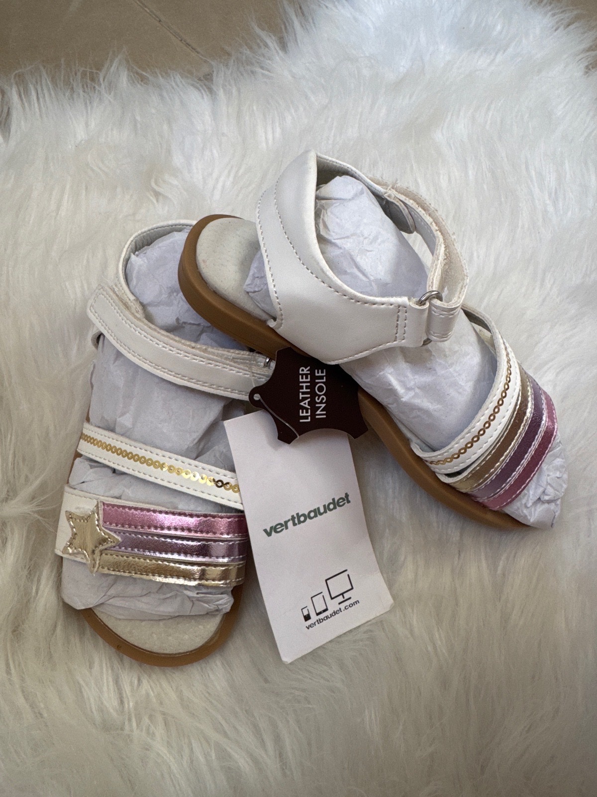 Sandale vertbaudet taille 27