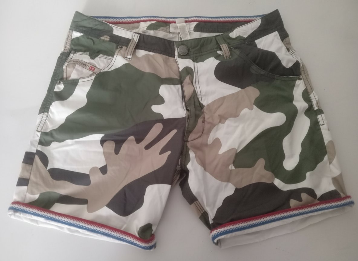 DIESEL SHORT DE PLAGE