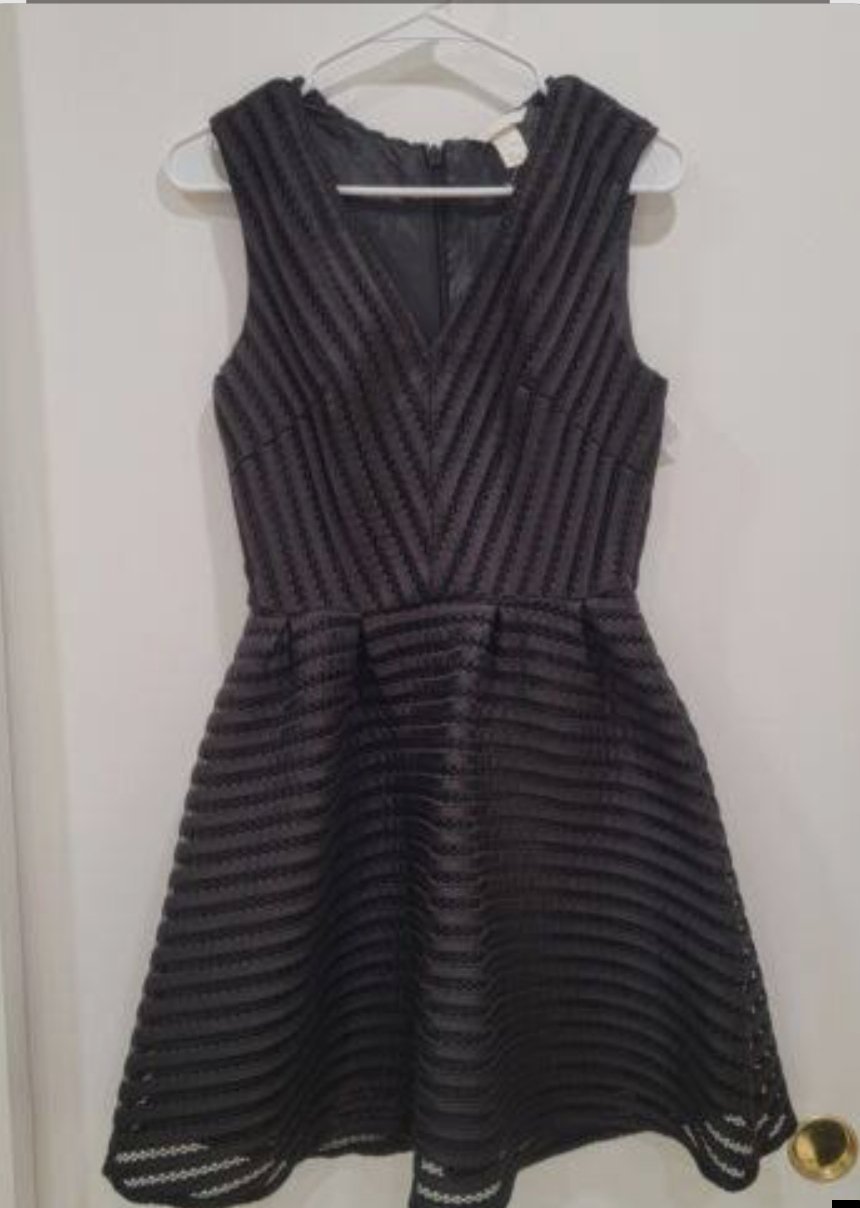 Robe noire évasée H&M