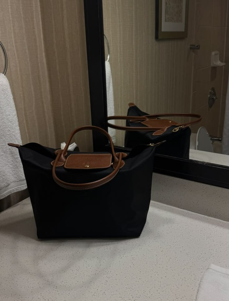 • Sac porté épaule Longchamp Le Pliage Original - Taille M - Noir