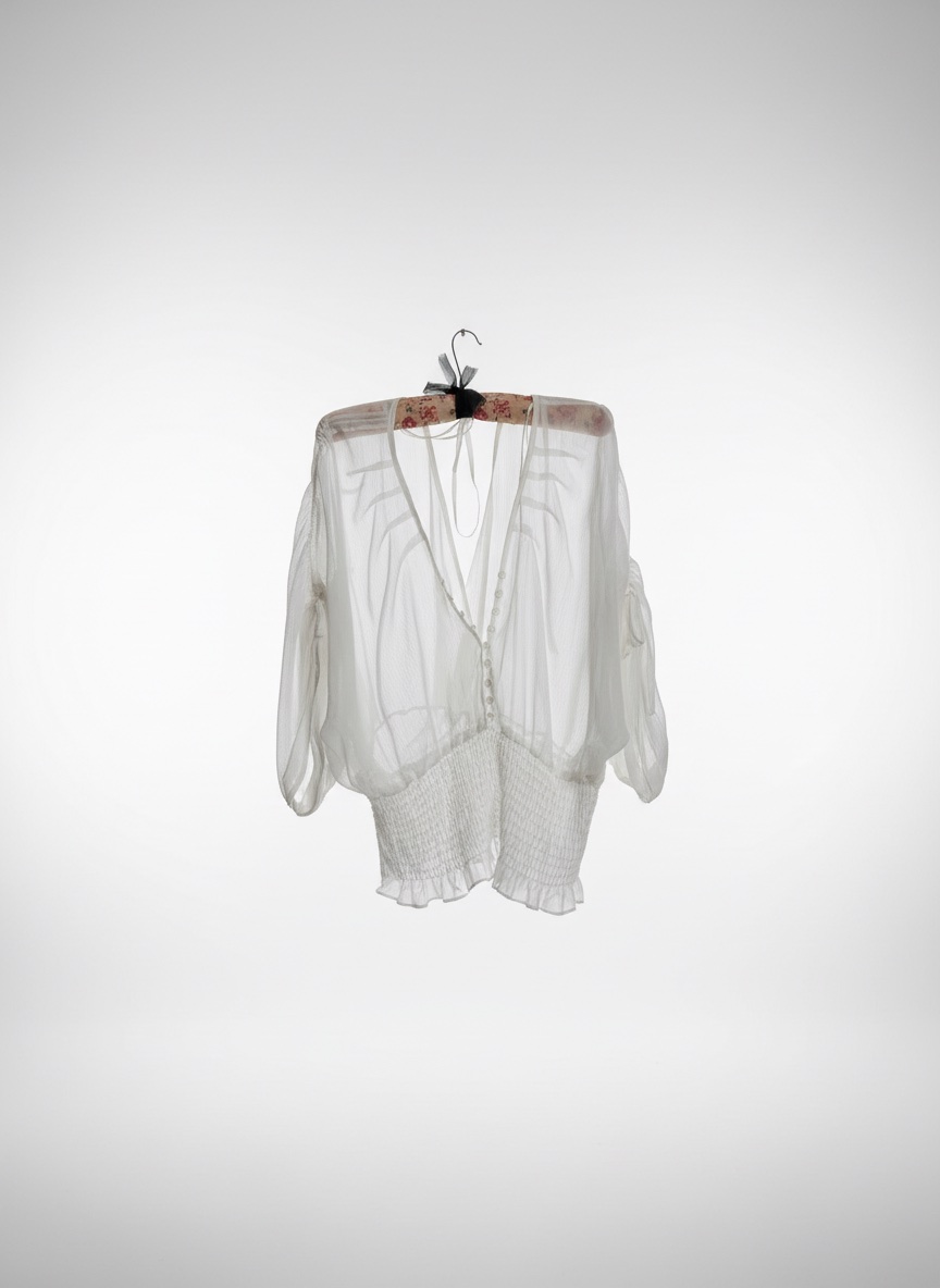 Chemise blanche transparente
