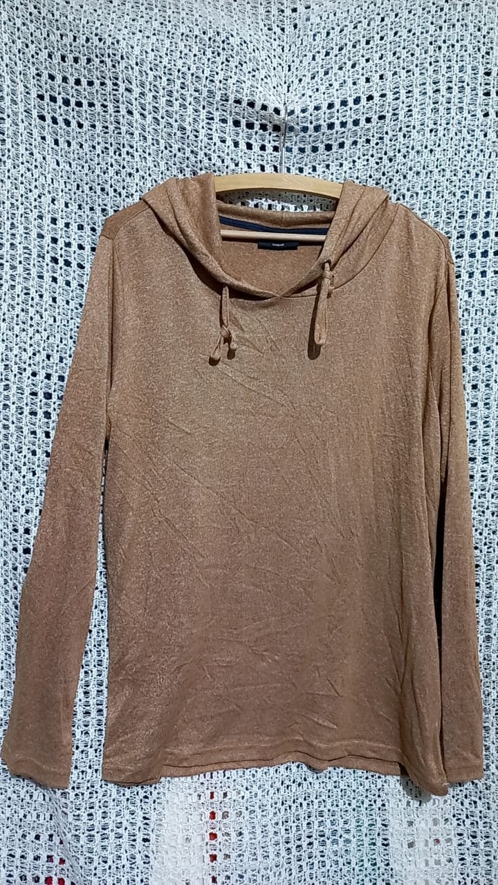 Capuche léger marron clair