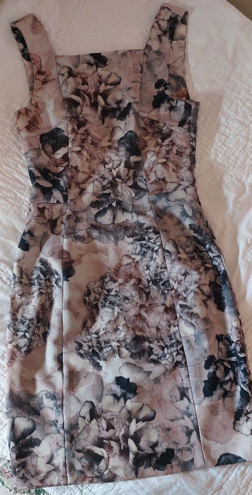 Robe courte