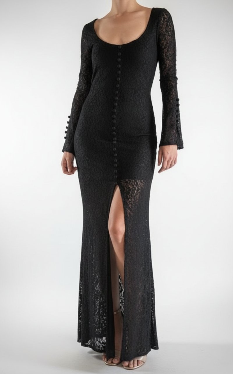 Robe longue en dentelle noire