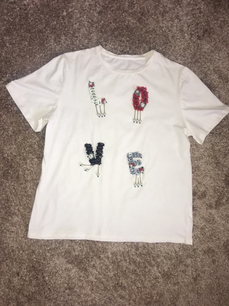 T-shirt blanc motif LOVE