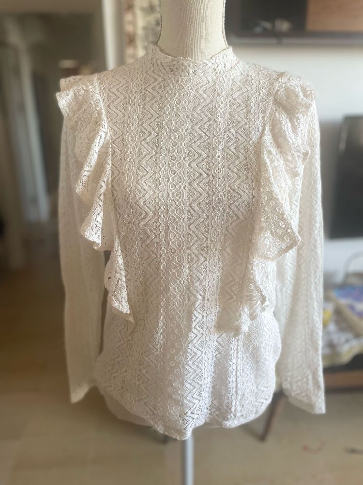 Pull dentelle blanc 