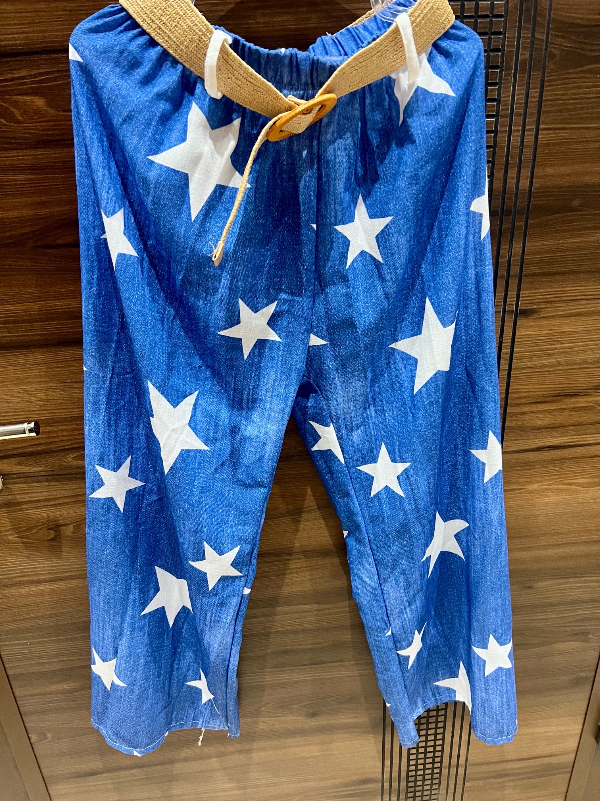 Pantalon large taille M-L avec ceinture