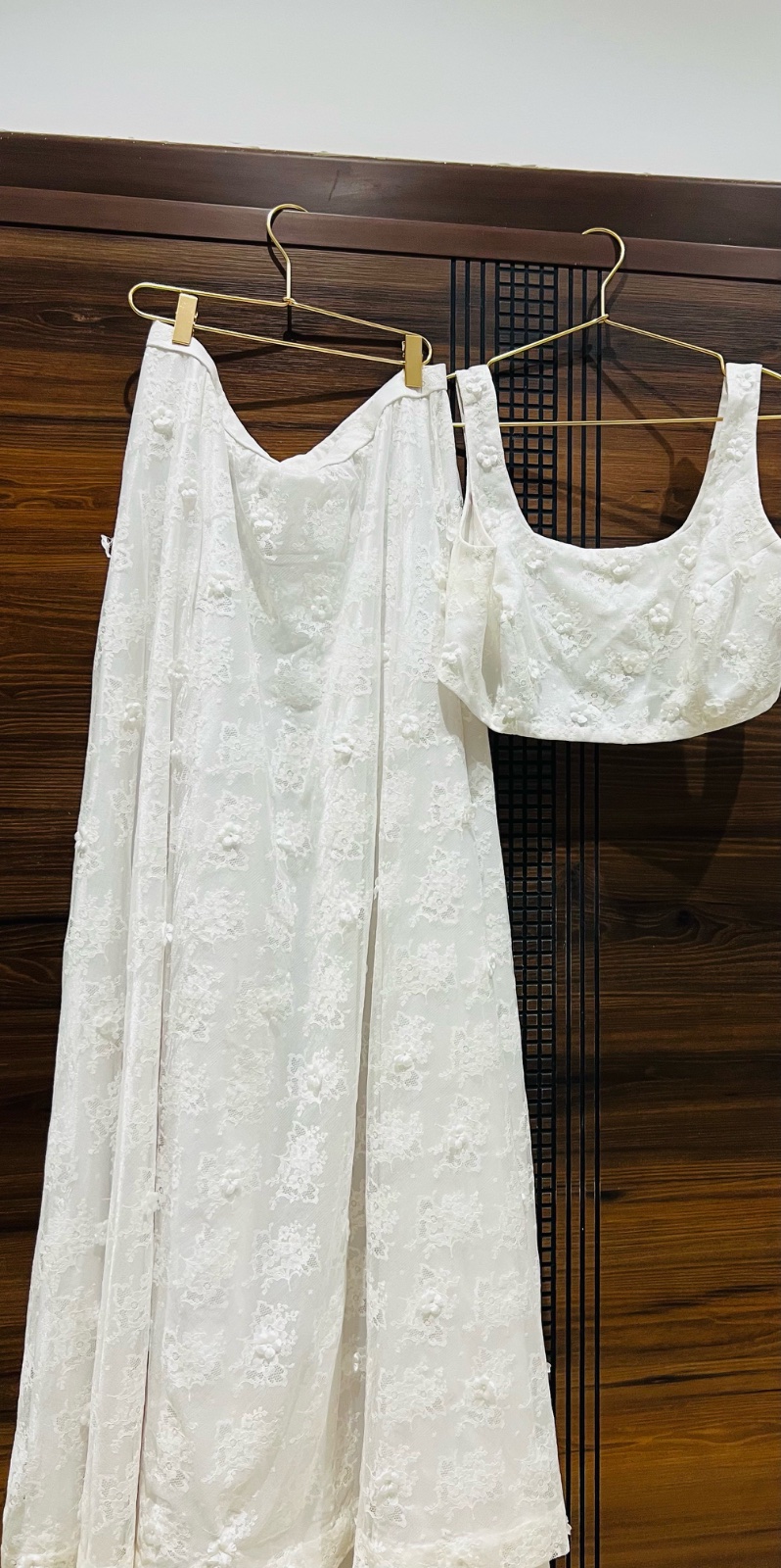 Robe de mariée portée une seule fois de la taille 38-40