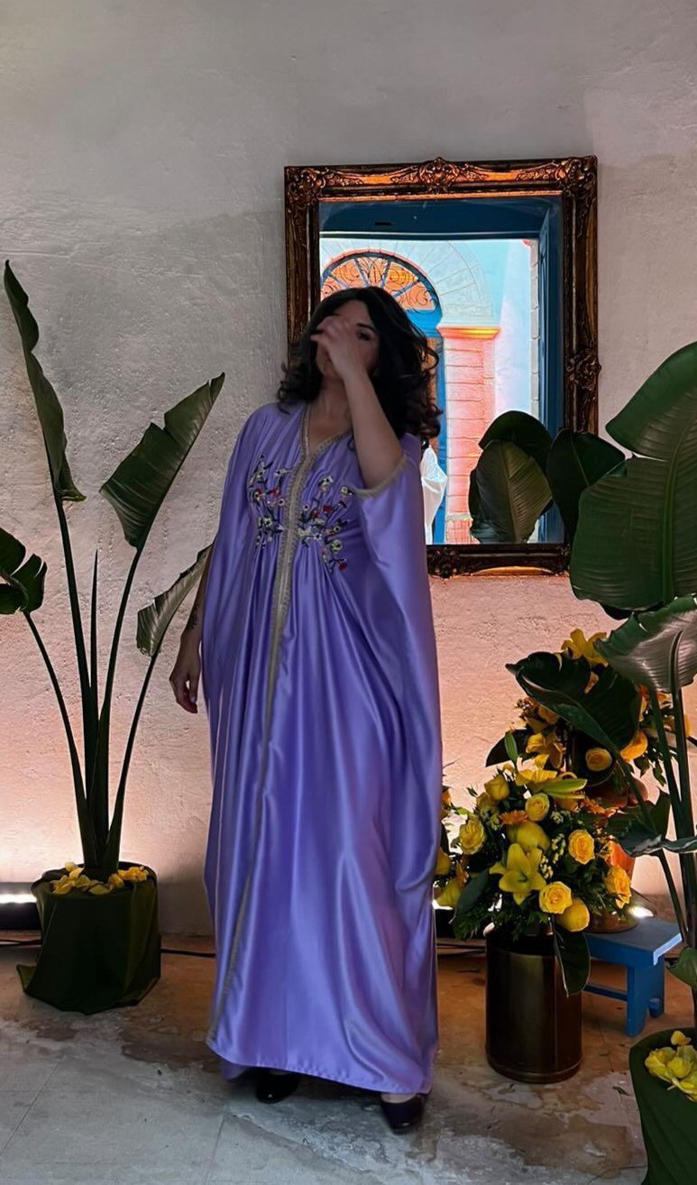 Robe style kaftan soirée magnifique portée  