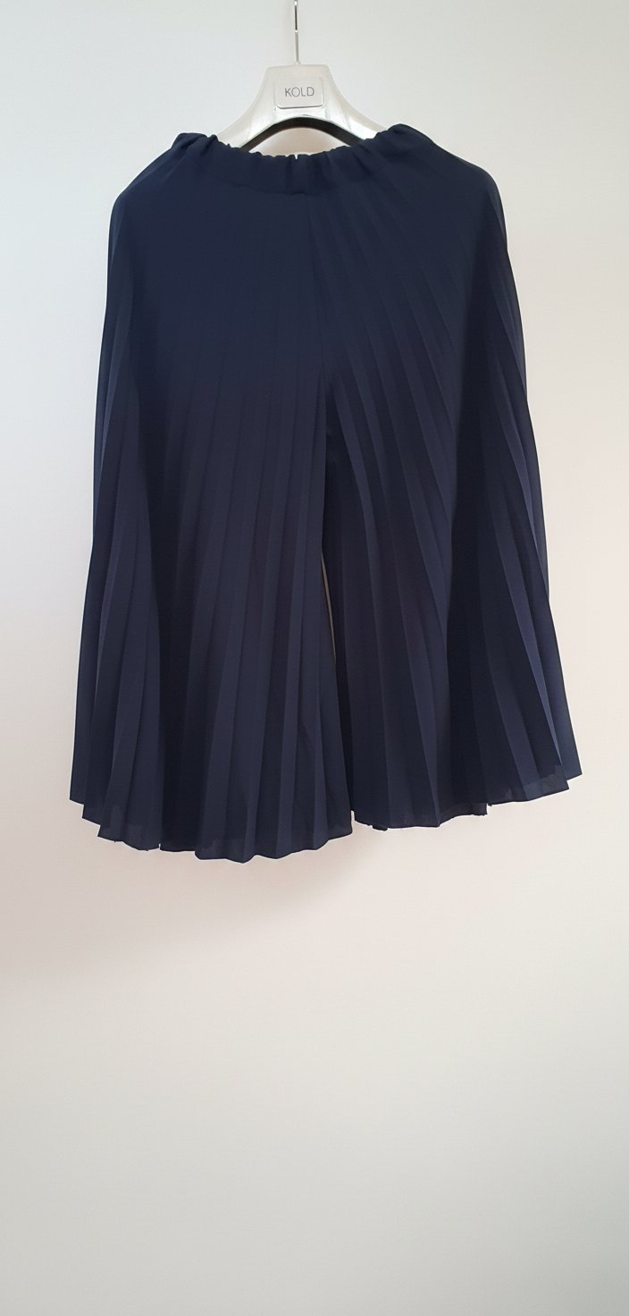 Lot Pantalon jupe bleu marine + chemise bleu marine taille 40 à 42