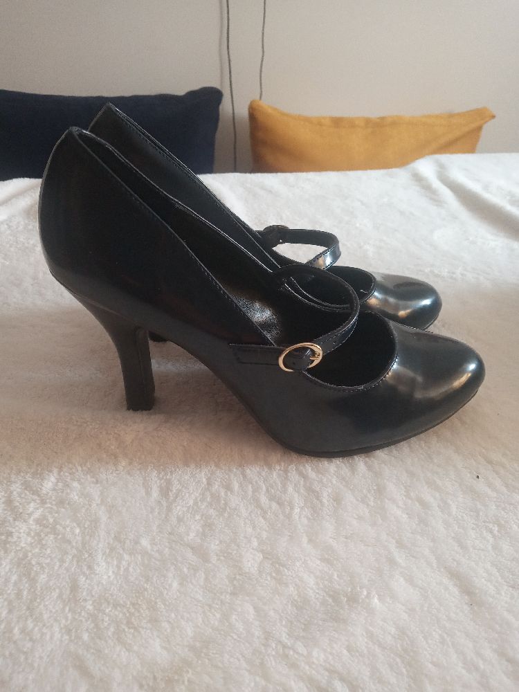 escarpin bleu nuit tt neuf