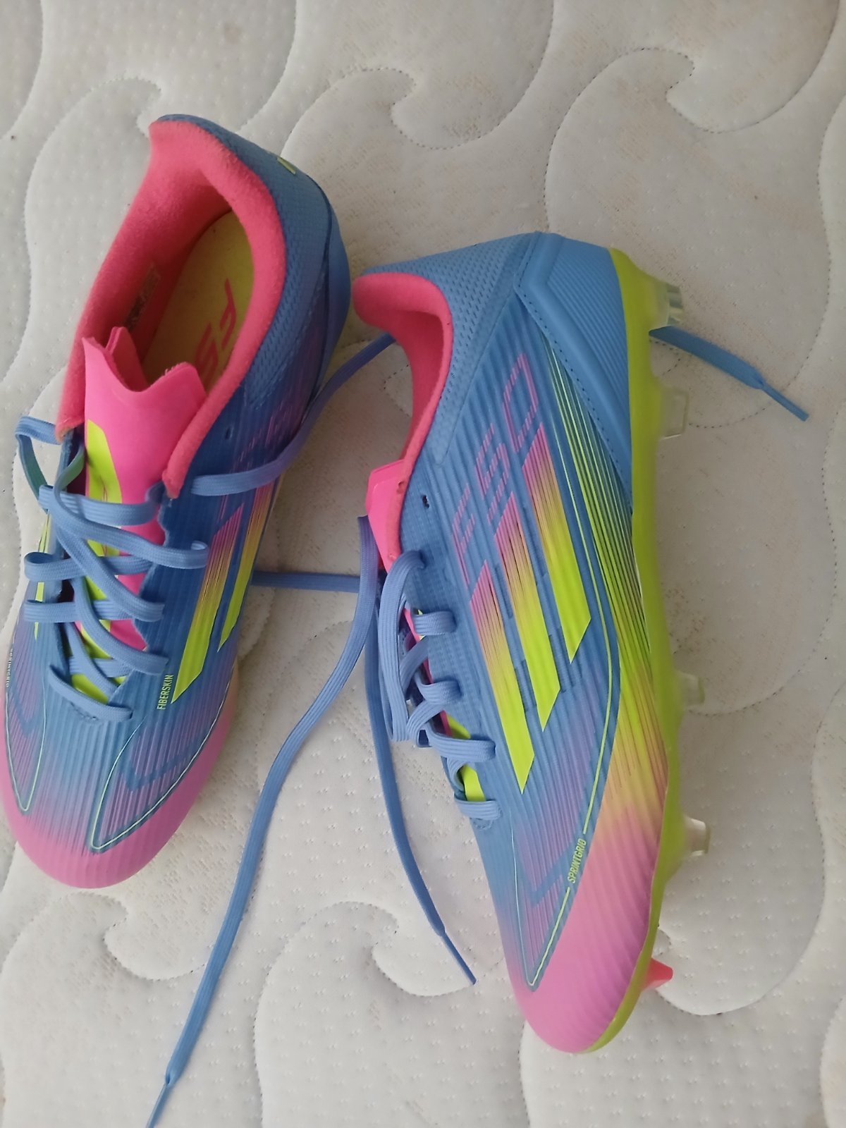 Chaussures de foot Adidas 