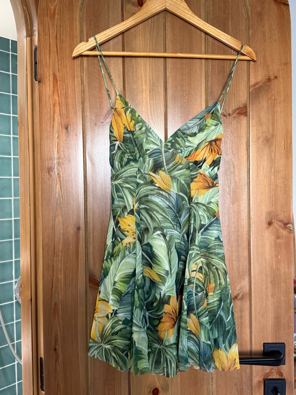 Une trés jolie robe ZARA