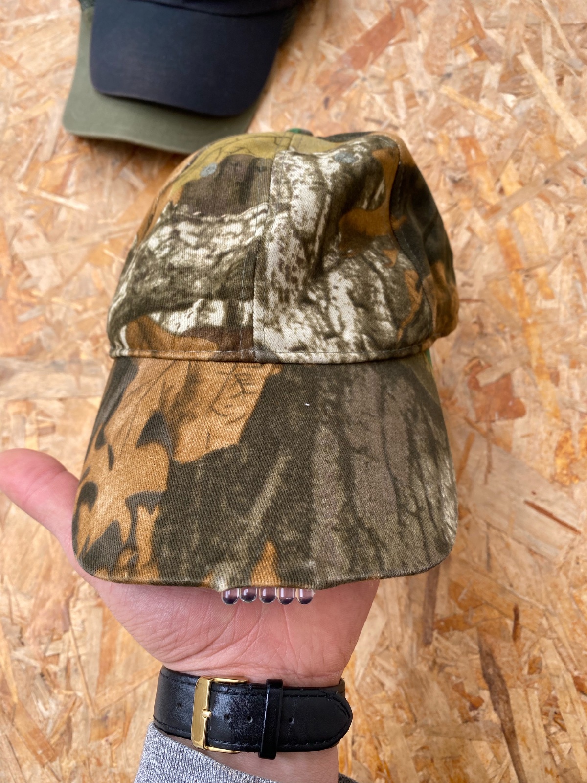 🌌 Collector - Casquette RealTree Camo avec LEDs Intégrées