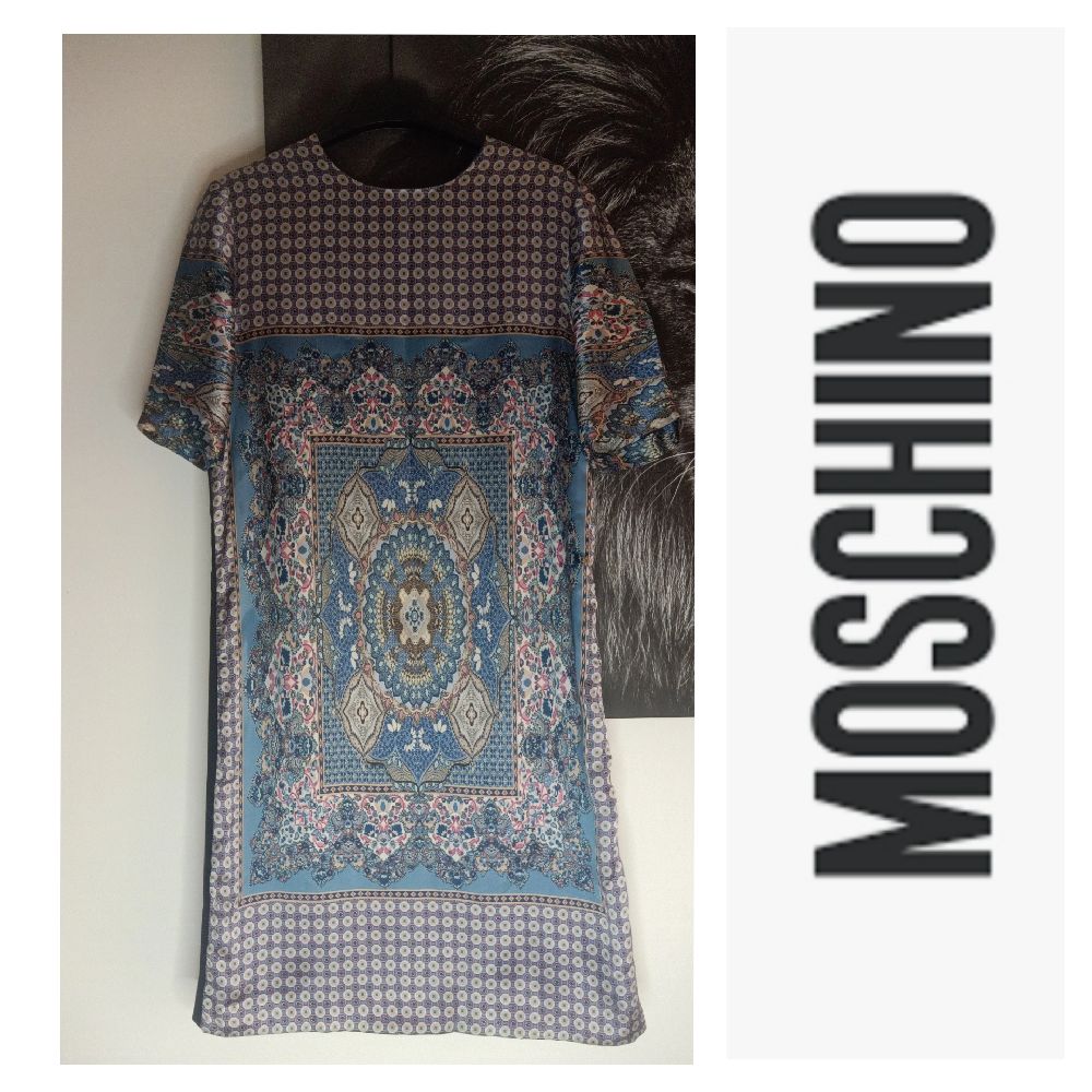 Robe MOSCHINO