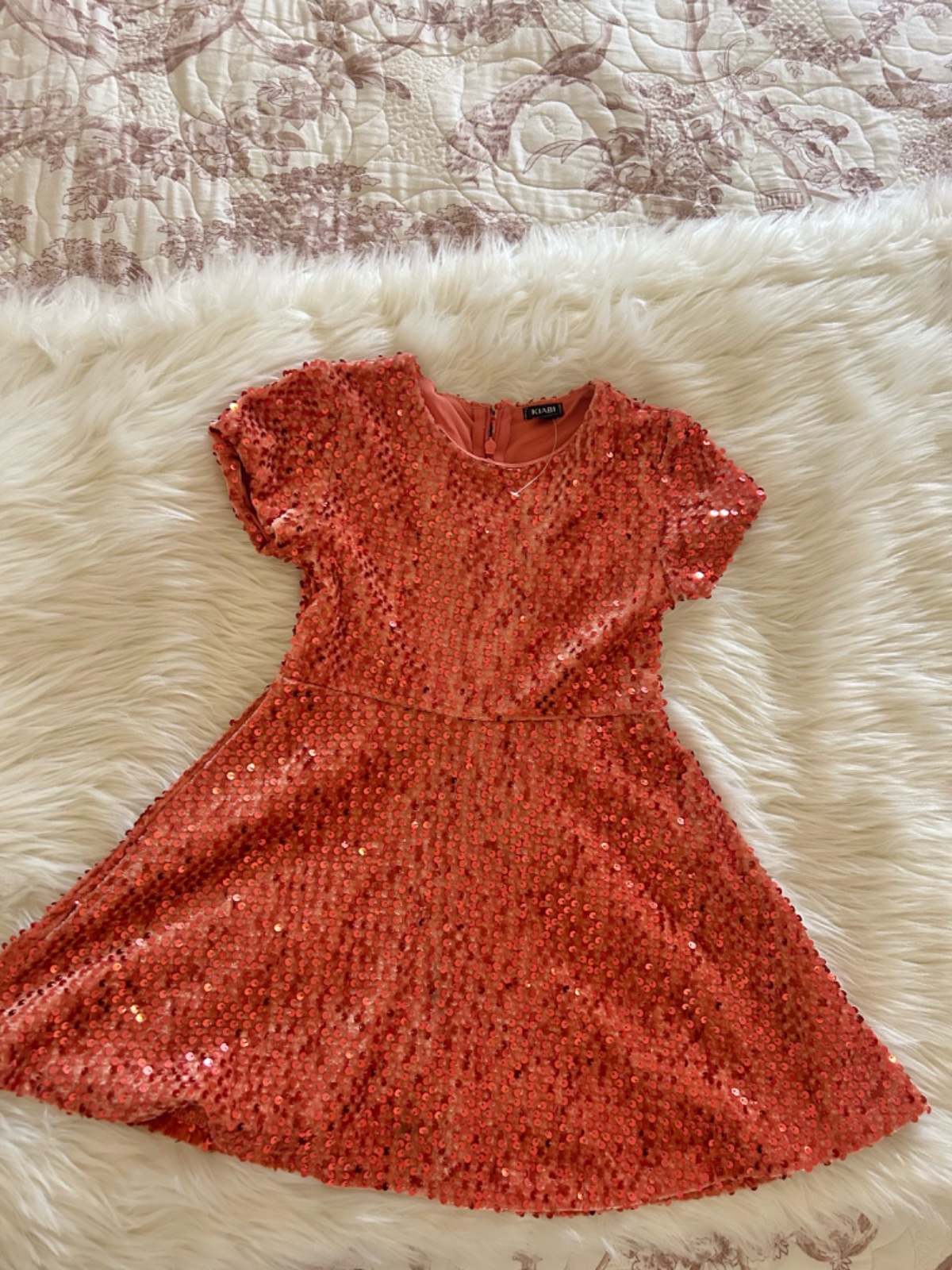 Robe de soirèe pour fillette 4ans neuf