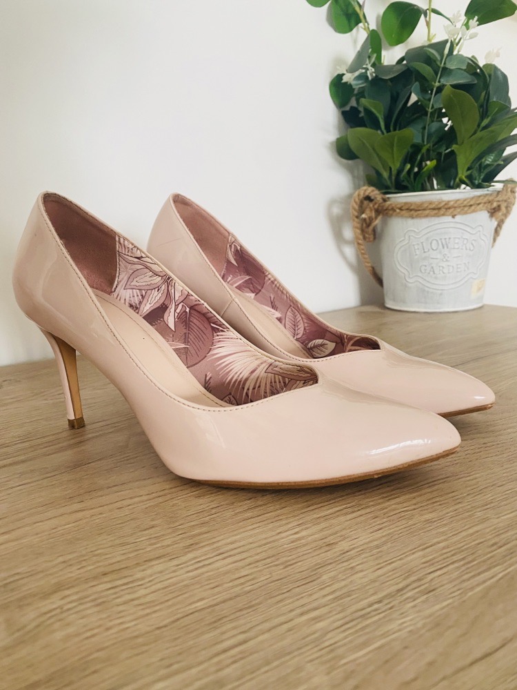 Escarpin de la marque Bershka en rose poudre'🌸🌸