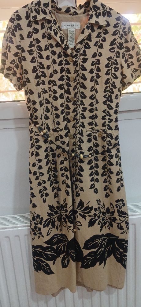 Robe lin chic beige et ́noir