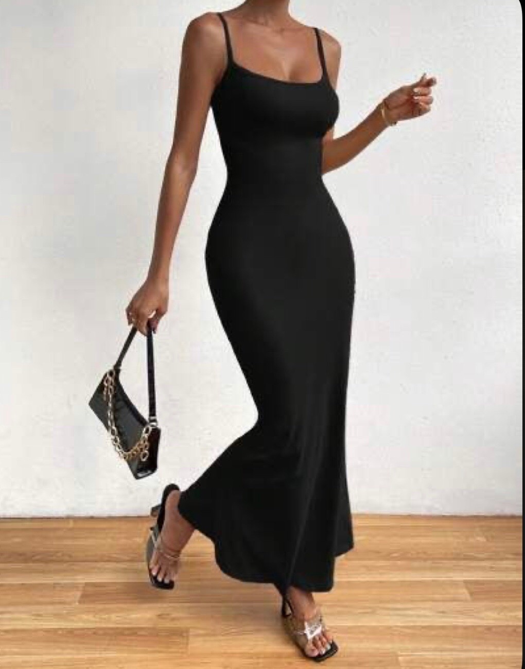 Robe noir chic