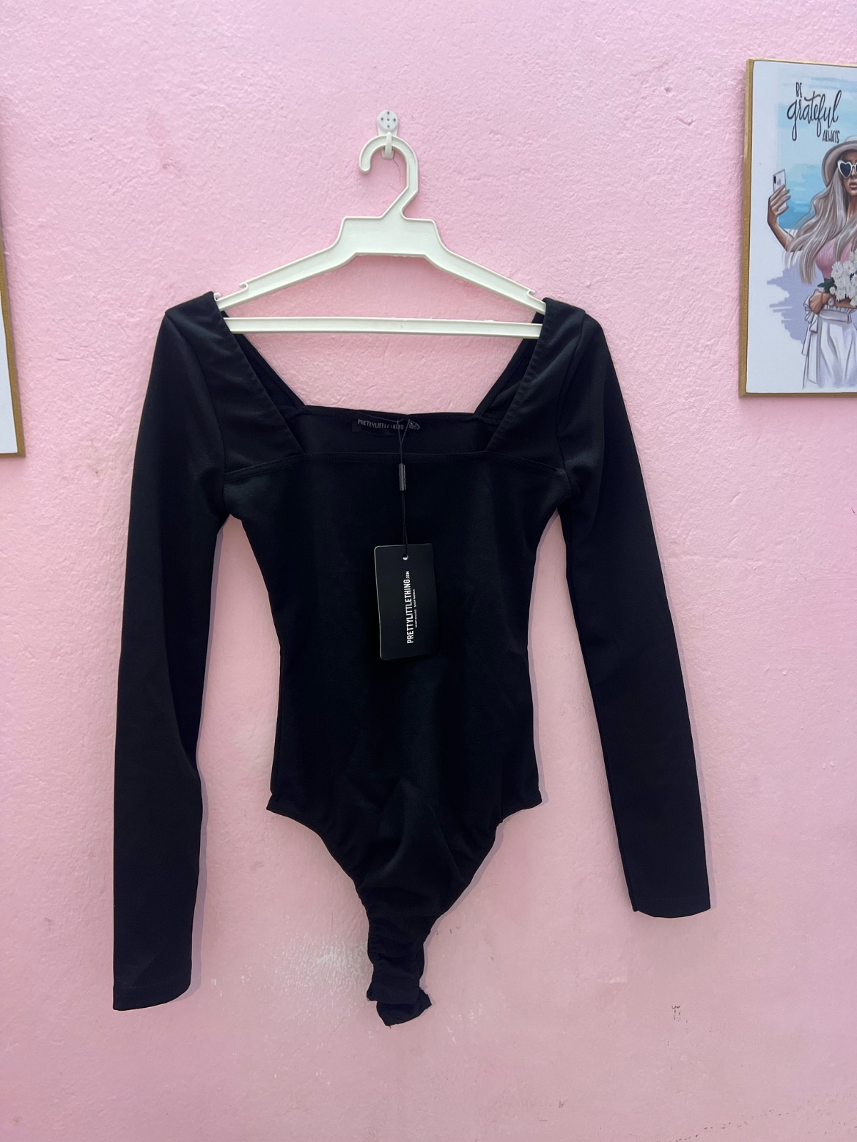 Pull taille neuf avec etiquette