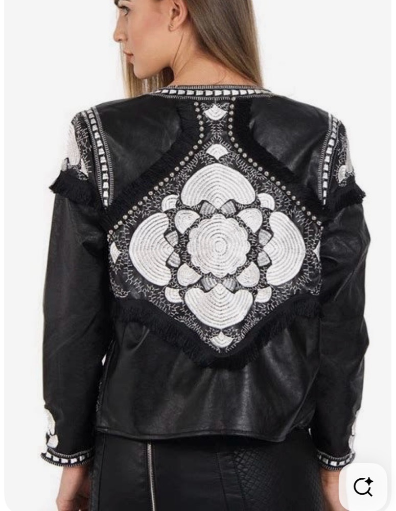 Veste en cuir stylée
