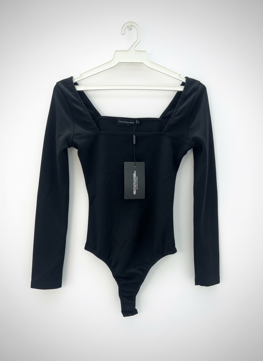 Pull noire 