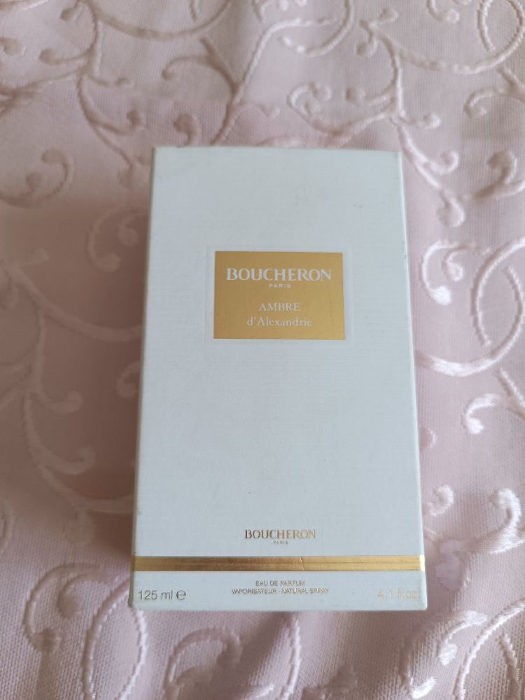 Eau de parfum Boucheron Ambre d'Alexandre  utilisé juste un peu 