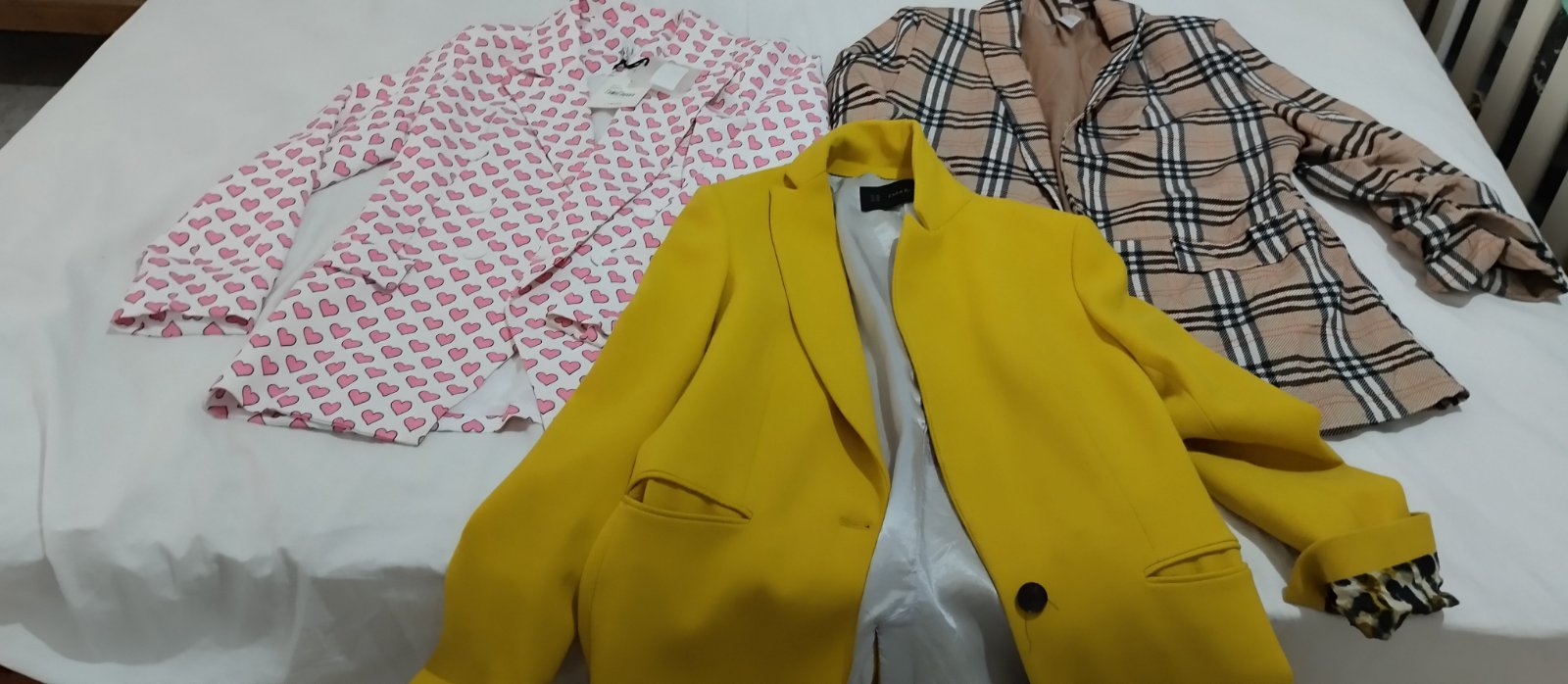 3 Blazers 