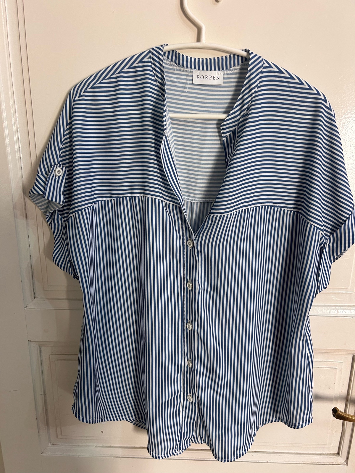 Chemisier femme à rayures bleu et blanc – coupe ample et élégante