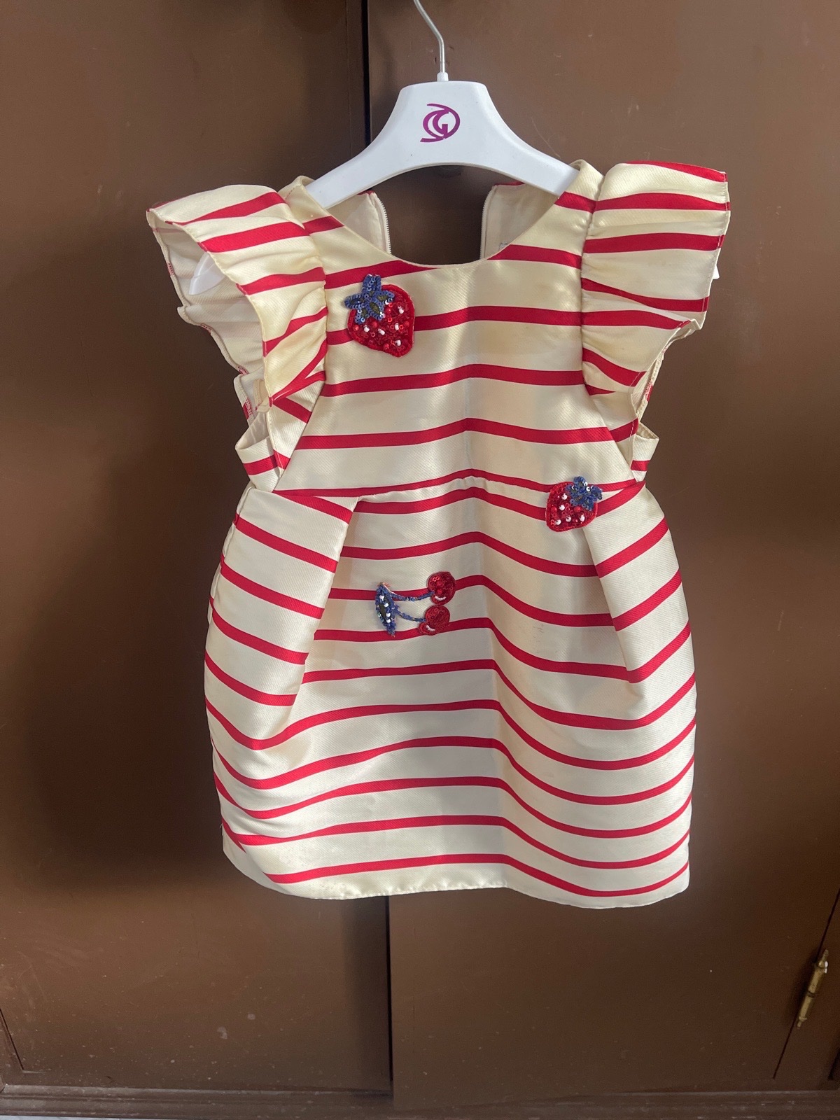 Robe rayé trés mignone