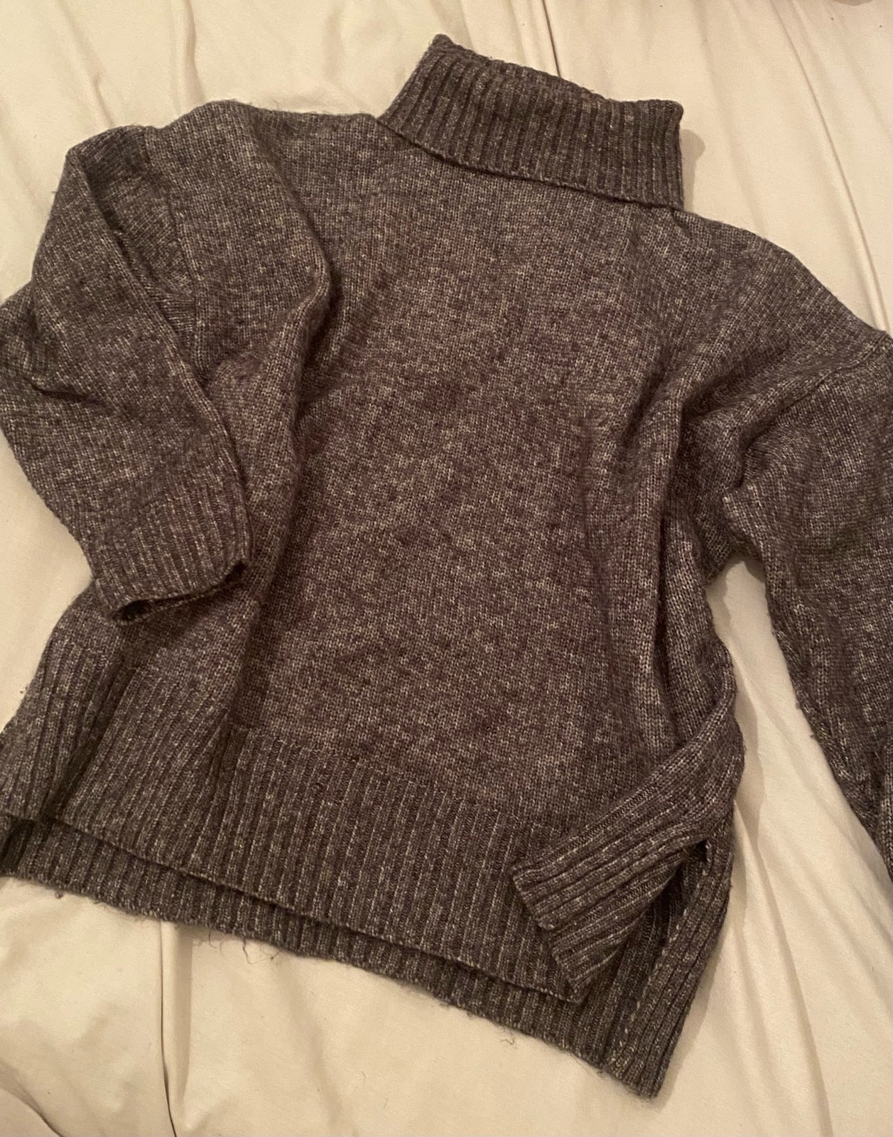 Pull gris
